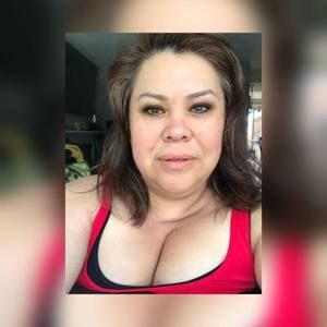 Meet your Posher, Claudia